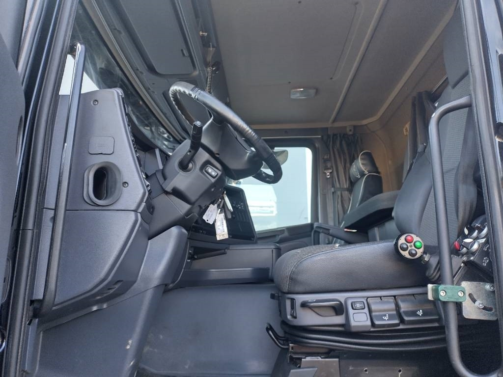 Scania R490 8x4 vaijerilaite,Euro6 - Skip loader truck: picture 5 Scania R490 8x4 vaijerilaite,Euro6 - Skip loader truck: picture 5