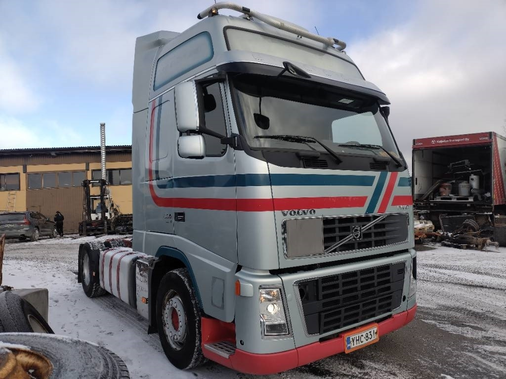 Volvo FH16 660 4x2 vetoauto - Tractor unit: picture 2 Volvo FH16 660 4x2 vetoauto - Tractor unit: picture 2