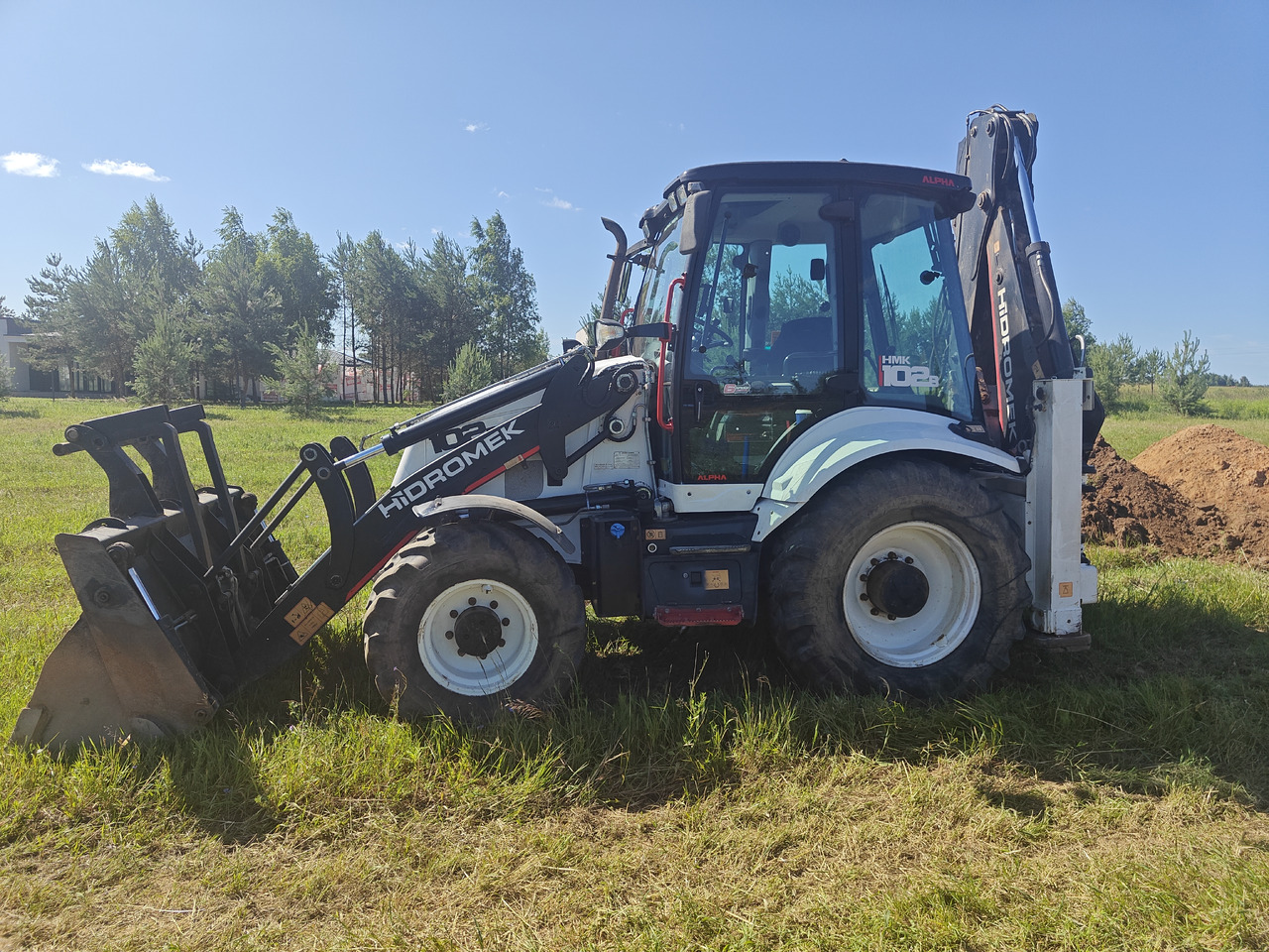 HIDROMEK HMK 102 B - Backhoe loader: picture 3 HIDROMEK HMK 102 B - Backhoe loader: picture 3