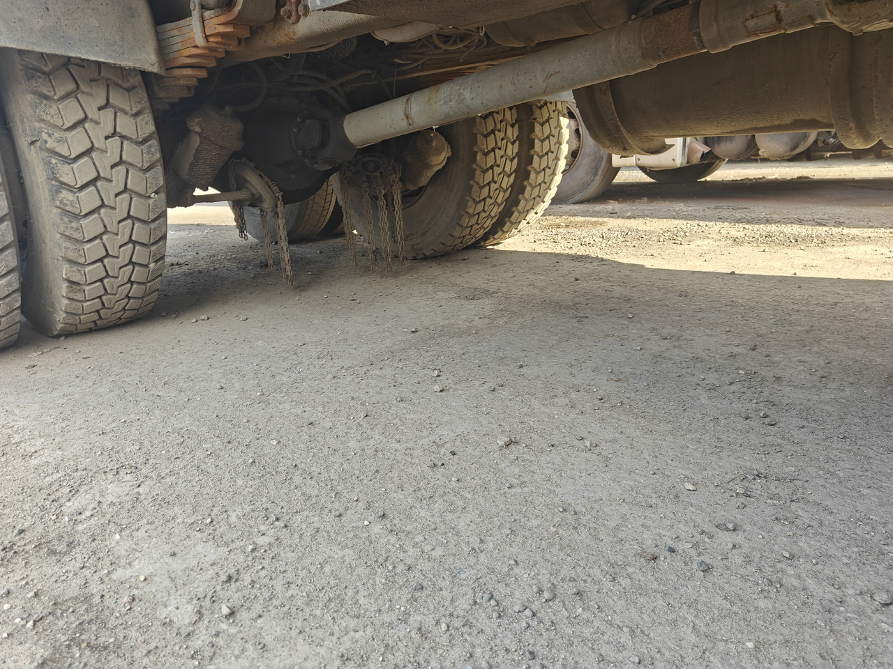 Tipper SISU SR 332: picture 13