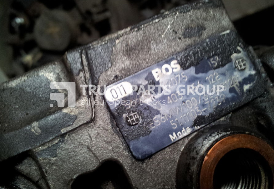 MAN injection pump, fuel pump, BOSCH 0403456122, 51111037239, BOSCH fuel pump - Fuel pump for Truck: picture 2 MAN injection pump, fuel pump, BOSCH 0403456122, 51111037239, BOSCH fuel pump - Fuel pump for Truck: picture 2