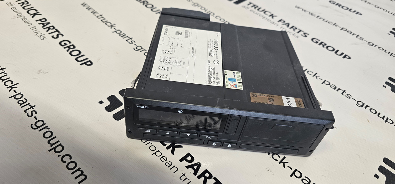 MAN MAN TGX, TGX EURO6 emission tachograph, typ SE5000, by STONERIDGE electronics, road control system 12V/24V, 1381.7550303007, A3C0604540020, A2C16768800, 0000785068, 900208R7, 81271016595, 81258177131 - Spare parts for Truck: picture 3 MAN MAN TGX, TGX EURO6 emission tachograph, typ SE5000, by STONERIDGE electronics, road control system 12V/24V, 1381.7550303007, A3C0604540020, A2C16768800, 0000785068, 900208R7, 81271016595, 81258177131 - Spare parts for Truck: picture 3