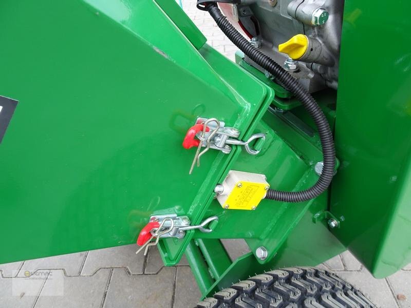New Wood chipper Agri Farm WOD7 15PS Benzin Motor Holzhäcksler Häcksler Schredder Gartenhäcksler Hacker NEU: picture 10