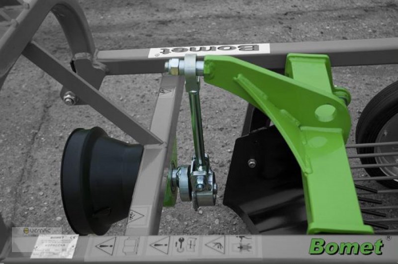 BOMET Z655/1 Kartoffelroder Roder Kartoffel Schwingsiebroder NEU - Potato harvester: picture 5 BOMET Z655/1 Kartoffelroder Roder Kartoffel Schwingsiebroder NEU - Potato harvester: picture 5