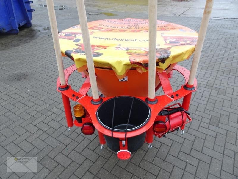 Dexwal 300L Kommunal Streuer Salzstreuer Trichterstreuer NEU - Sand/ Salt spreader: picture 2 Dexwal 300L Kommunal Streuer Salzstreuer Trichterstreuer NEU - Sand/ Salt spreader: picture 2