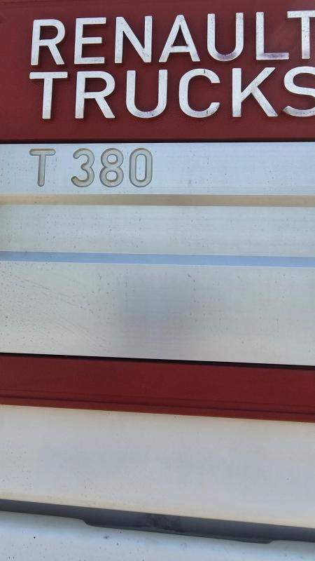 Renault T380 - Tractor unit: picture 2 Renault T380 - Tractor unit: picture 2