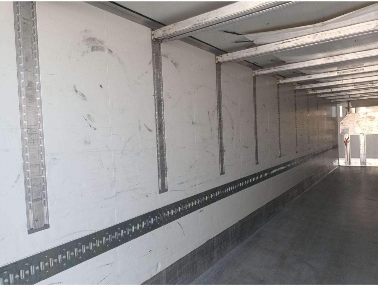 Refrigerator semi-trailer 2018 Krone SDR Double Deck Cool Liner FP45 ThermoKing SLXi 300 Lifting Axle: picture 9
