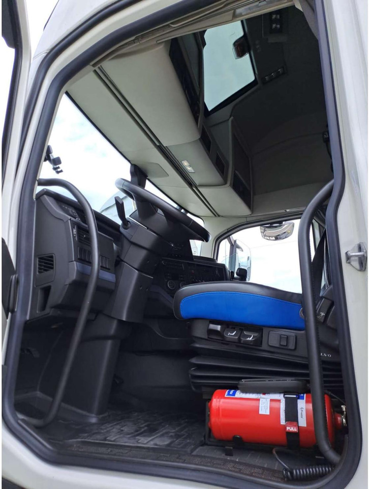 2023 Volvo FH 460 Globetrotter XL Varios i-Save - Tractor unit: picture 5 2023 Volvo FH 460 Globetrotter XL Varios i-Save - Tractor unit: picture 5
