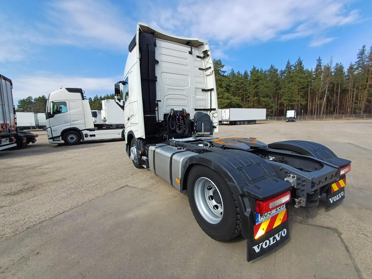 2023 Volvo FH 500 Globetrotter XL - Tractor unit: picture 4 2023 Volvo FH 500 Globetrotter XL - Tractor unit: picture 4