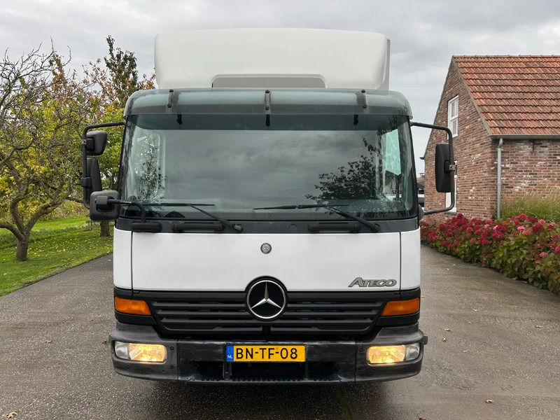 Mercedes-Benz Atego 815 / NL TRUCK / EURO 3 / LOW KM / BOX+LIFT / MANUAL / ANALOG TACHO - Box truck: picture 2 Mercedes-Benz Atego 815 / NL TRUCK / EURO 3 / LOW KM / BOX+LIFT / MANUAL / ANALOG TACHO - Box truck: picture 2