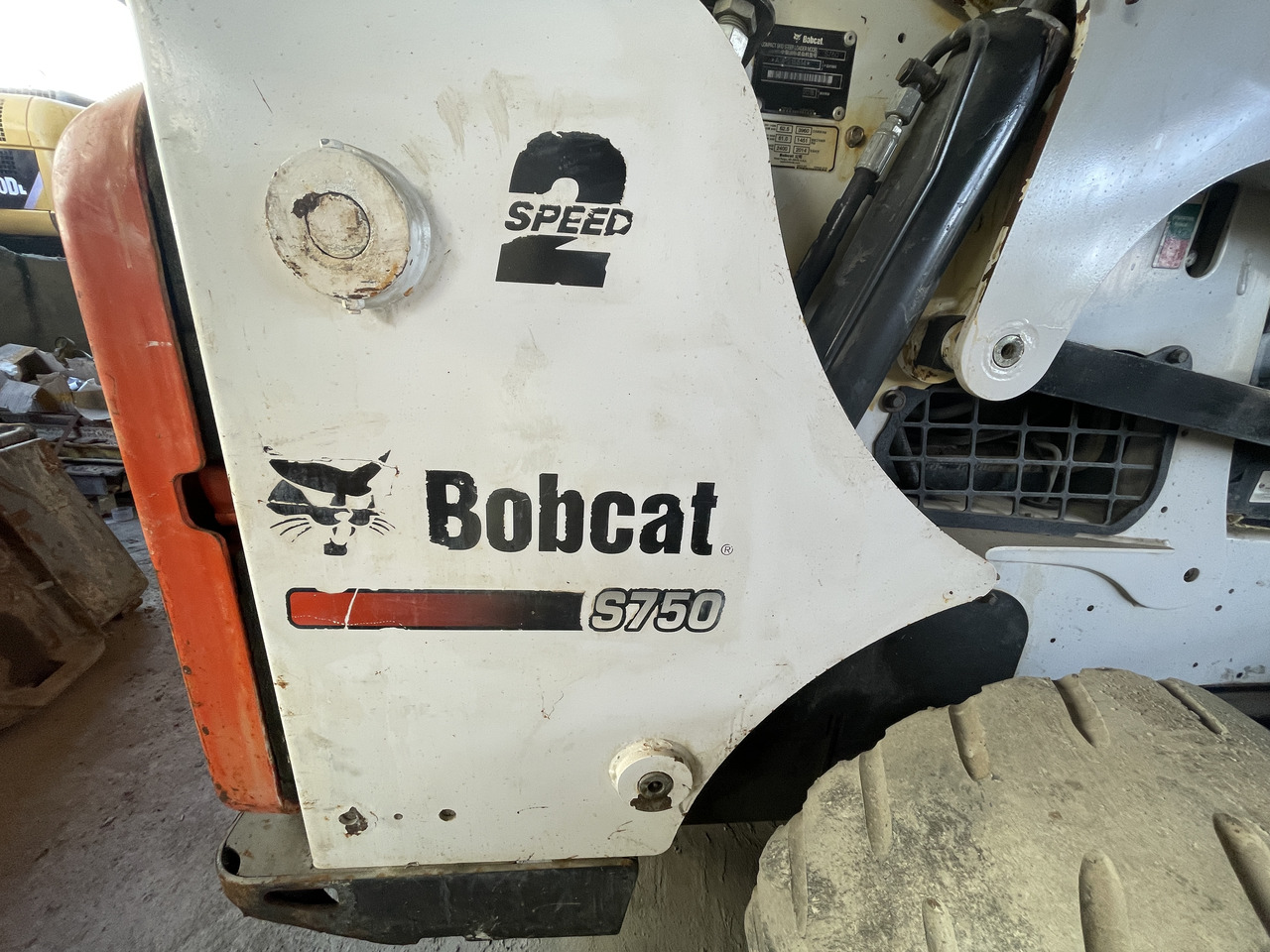 Bobcat S750 - Skid steer loader: picture 5 Bobcat S750 - Skid steer loader: picture 5