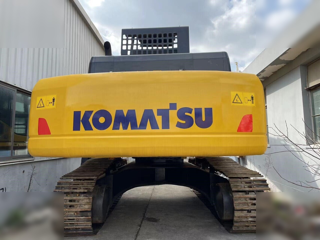 KOMATSU PC400-8 - Crawler excavator: picture 2 KOMATSU PC400-8 - Crawler excavator: picture 2