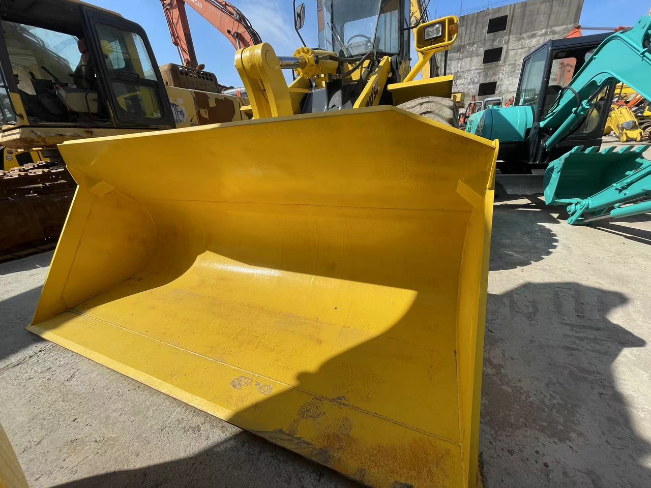 KOMATSU WA380-3 - Wheel loader: picture 5 KOMATSU WA380-3 - Wheel loader: picture 5
