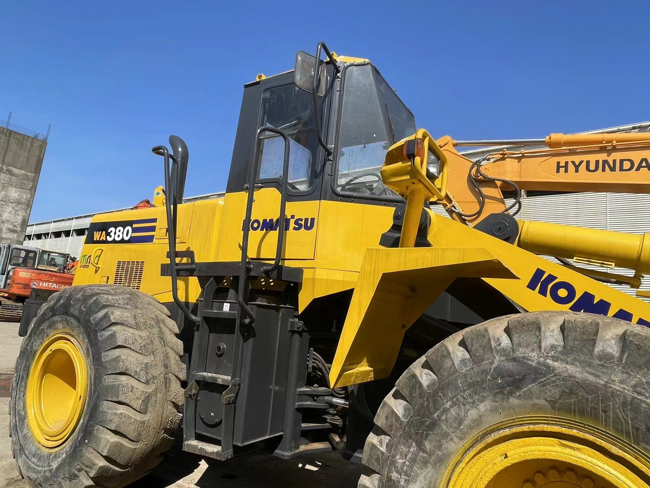 KOMATSU WA380-3 - Wheel loader: picture 2 KOMATSU WA380-3 - Wheel loader: picture 2