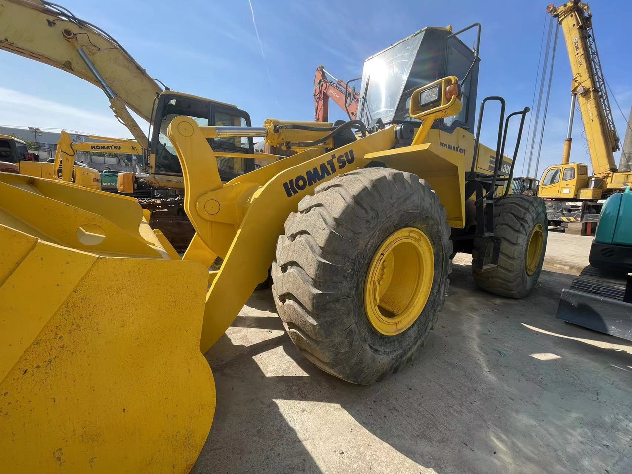 KOMATSU WA380-3 - Wheel loader: picture 3 KOMATSU WA380-3 - Wheel loader: picture 3