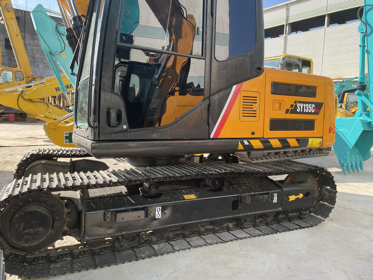 SANY SY135C - Crawler excavator: picture 2 SANY SY135C - Crawler excavator: picture 2