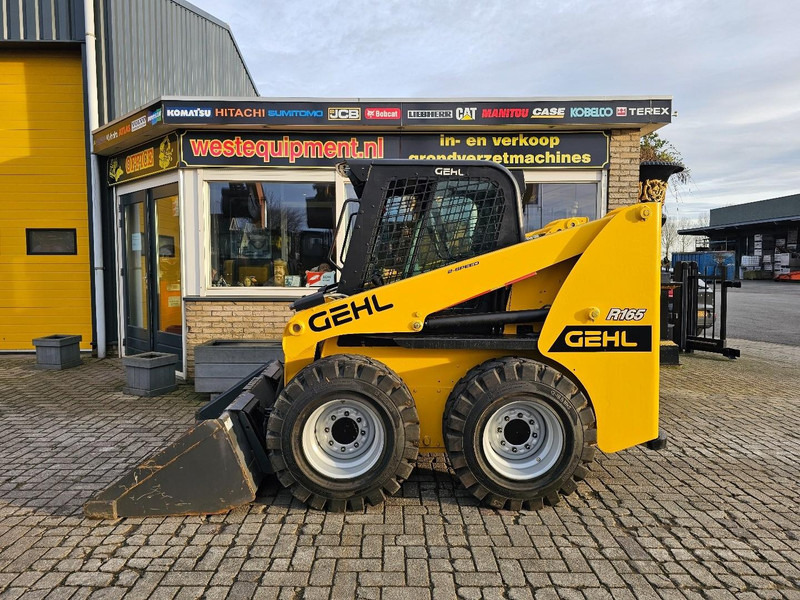 Gehl R165 - Wheel loader: picture 1 Gehl R165 - Wheel loader: picture 1
