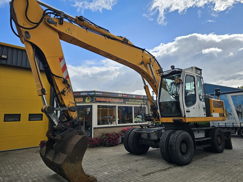 Liebherr A914 - Wheel excavator: picture 2 Liebherr A914 - Wheel excavator: picture 2