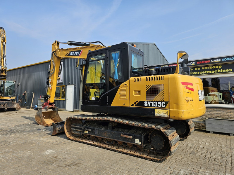Sany SY135C - Crawler excavator: picture 3 Sany SY135C - Crawler excavator: picture 3