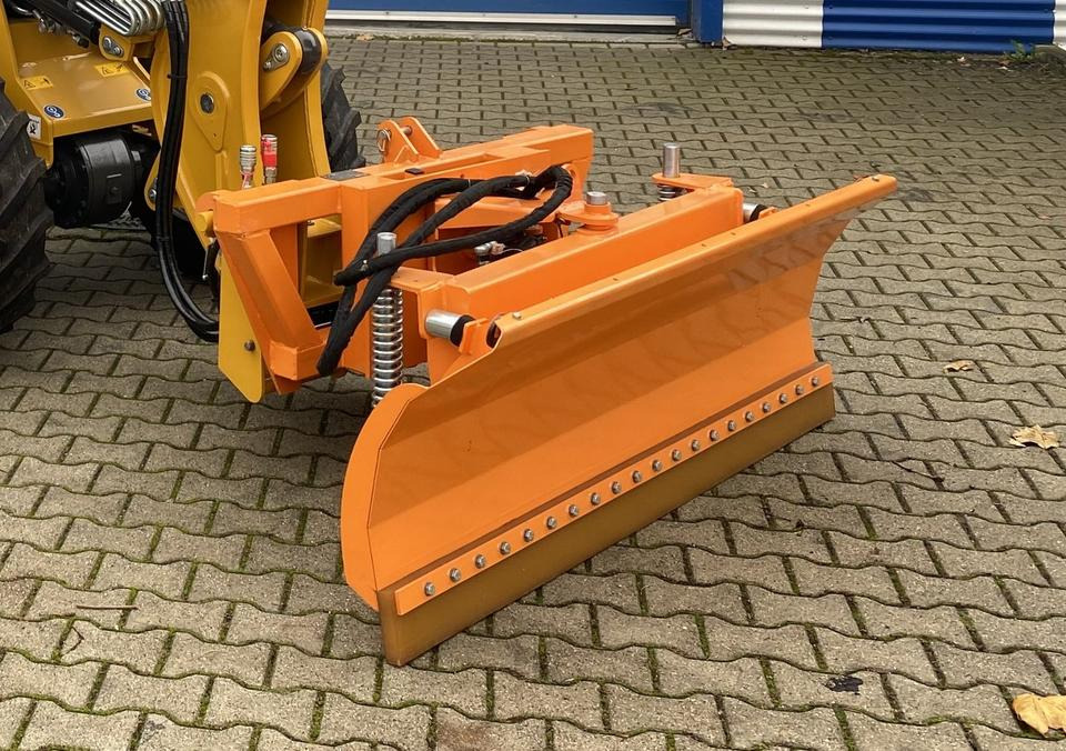 Schneeschild 2,00M / EURO-Aufnahme / KAT1 + KAT2 Aufnahme / INKL.19% MWST. - Snow plough: picture 1 Schneeschild 2,00M / EURO-Aufnahme / KAT1 + KAT2 Aufnahme / INKL.19% MWST. - Snow plough: picture 1