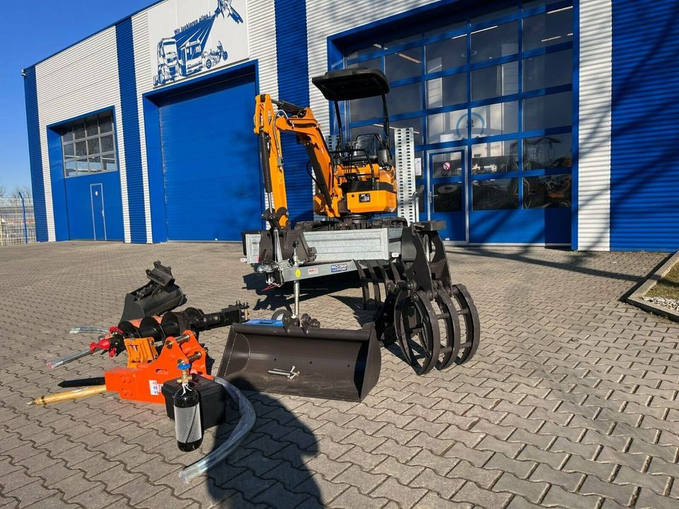 Vermietung / Minibagger 2-Tonnen inkl. Anhänger / ab 3 Tage / Verstellfahrwerk / Schwenkarm / Anbaugeräte - Mini excavator, Trailer: picture 3 Vermietung / Minibagger 2-Tonnen inkl. Anhänger / ab 3 Tage / Verstellfahrwerk / Schwenkarm / Anbaugeräte - Mini excavator, Trailer: picture 3
