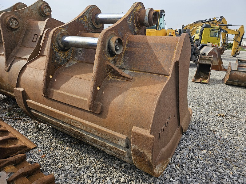 CATERPILLAR 365C,374D/E - Crawler excavator: picture 3 CATERPILLAR 365C,374D/E - Crawler excavator: picture 3