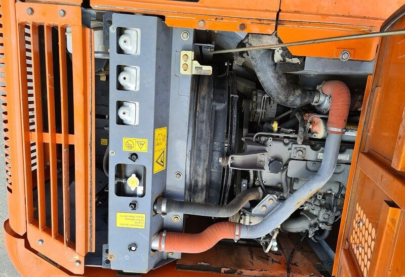 Crawler excavator Hitachi ZX180LC-3: picture 11 Crawler excavator Hitachi ZX180LC-3: picture 11