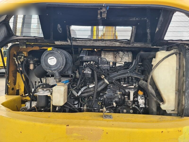 Wheel excavator Komatsu PW110: picture 15
