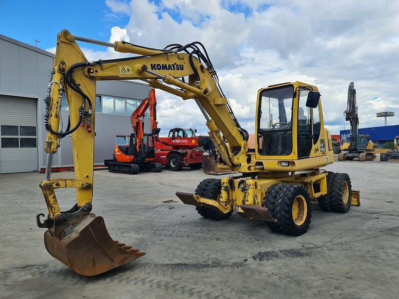 Wheel excavator Komatsu PW110: picture 7