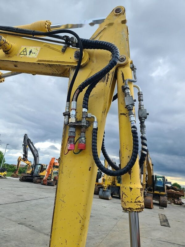 Wheel excavator Komatsu PW110: picture 19