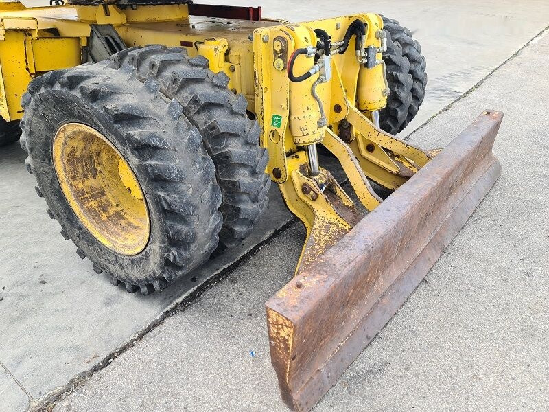 Wheel excavator Komatsu PW110: picture 18
