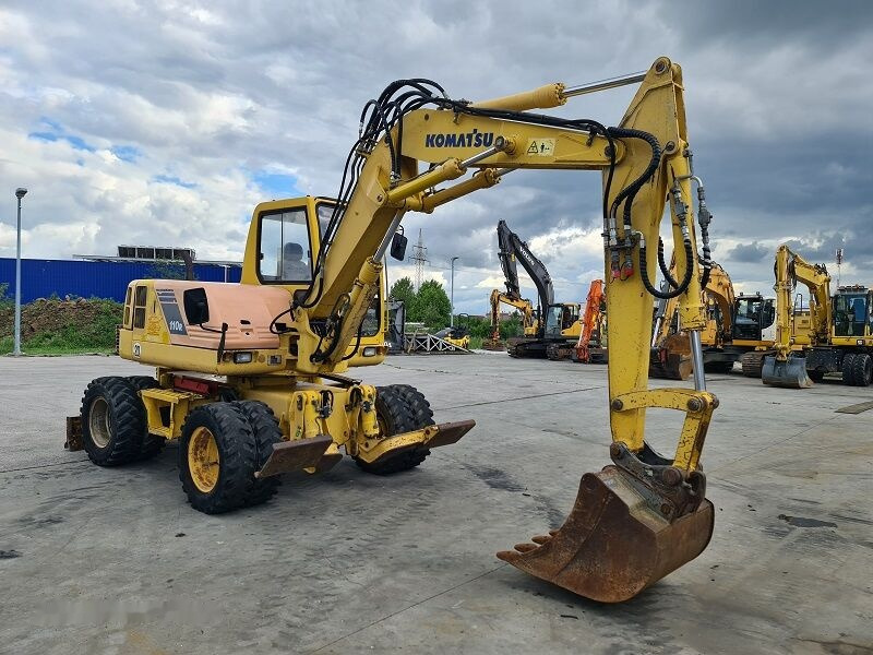 Wheel excavator Komatsu PW110: picture 6
