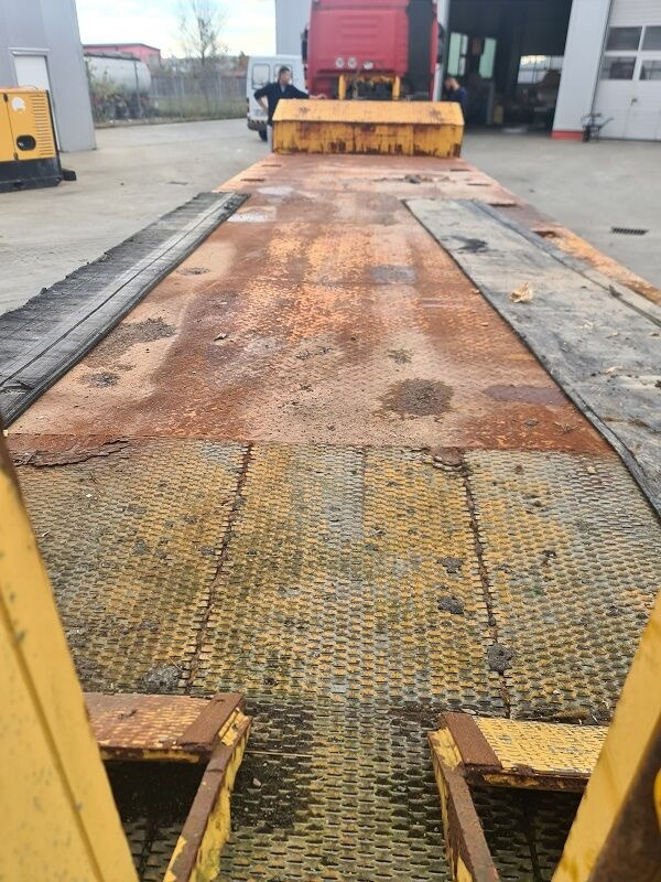 Low loader semi-trailer Müller-Mitteltal TS5: picture 8