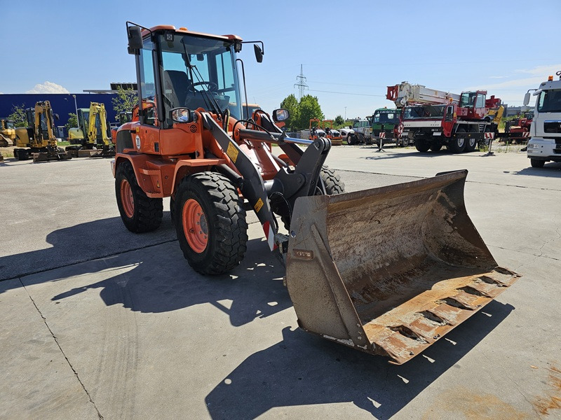 Wheel loader VOLVO L30G: picture 6