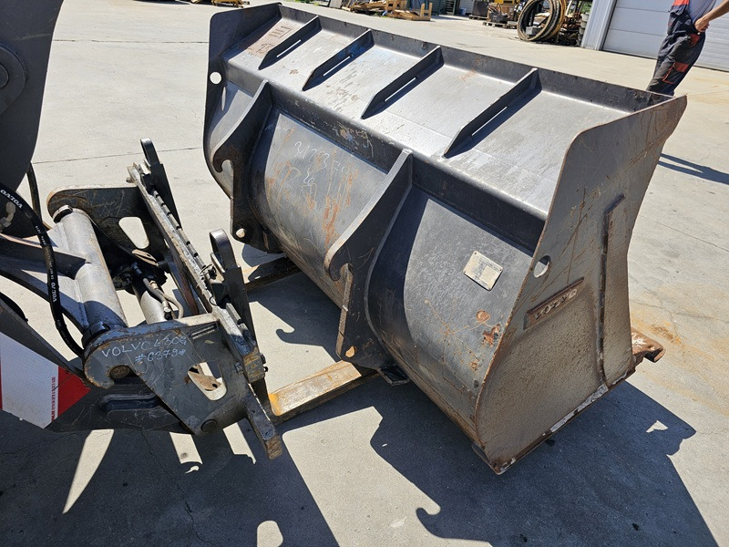 Wheel loader VOLVO L30G: picture 15