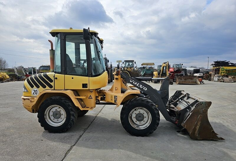 Volvo L30B - Loader: picture 4 Volvo L30B - Loader: picture 4