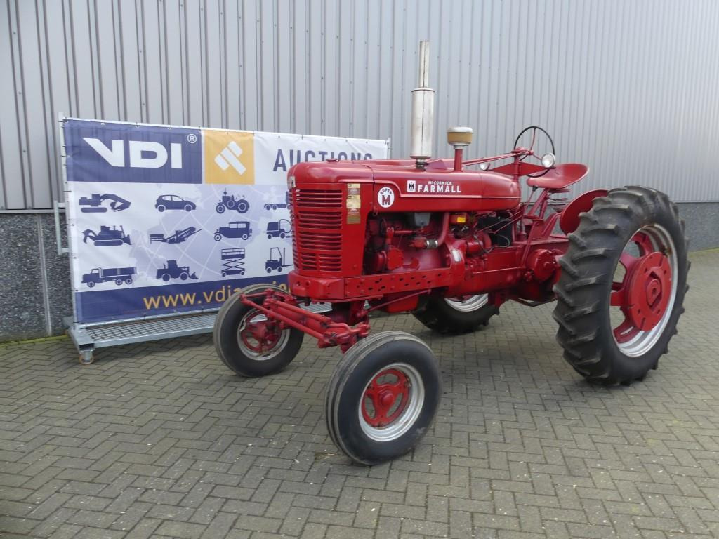 Farmall H - Farm tractor: picture 1 Farmall H - Farm tractor: picture 1