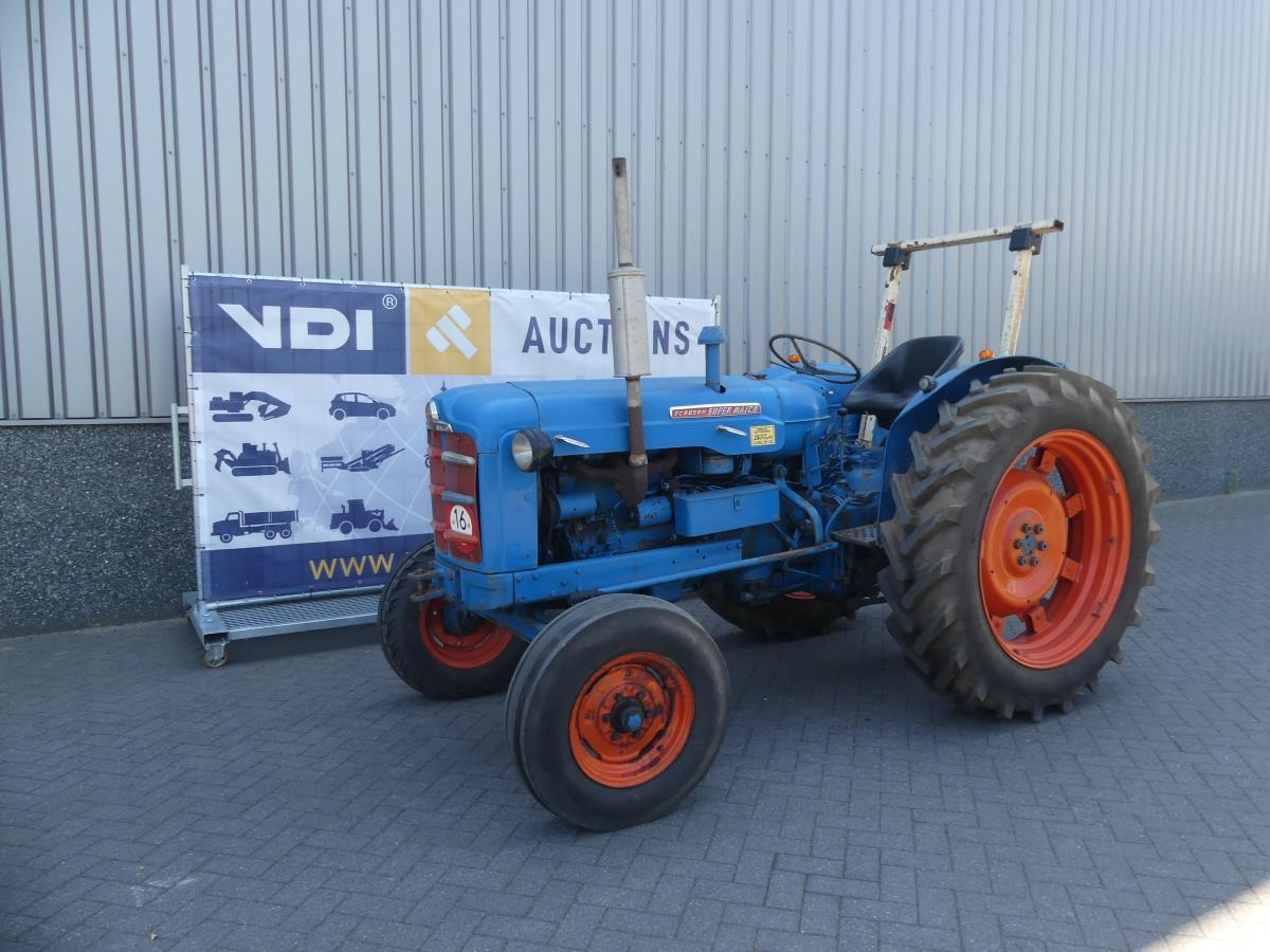 Fordson Major - Farm tractor: picture 1 Fordson Major - Farm tractor: picture 1