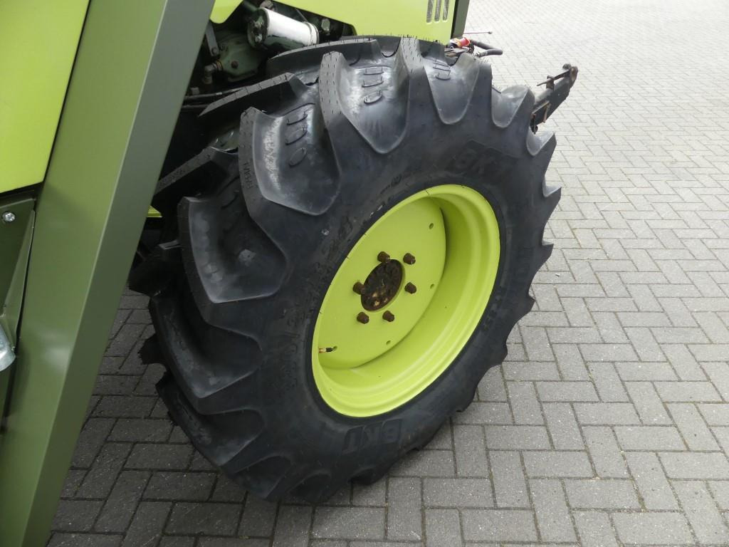 Farm tractor Mercedes Benz MB Trac 700: picture 12