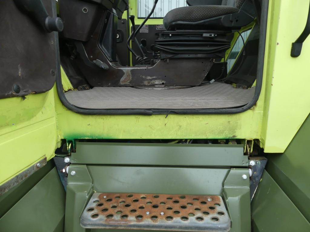 Farm tractor Mercedes-Benz MB trac 1600: picture 43
