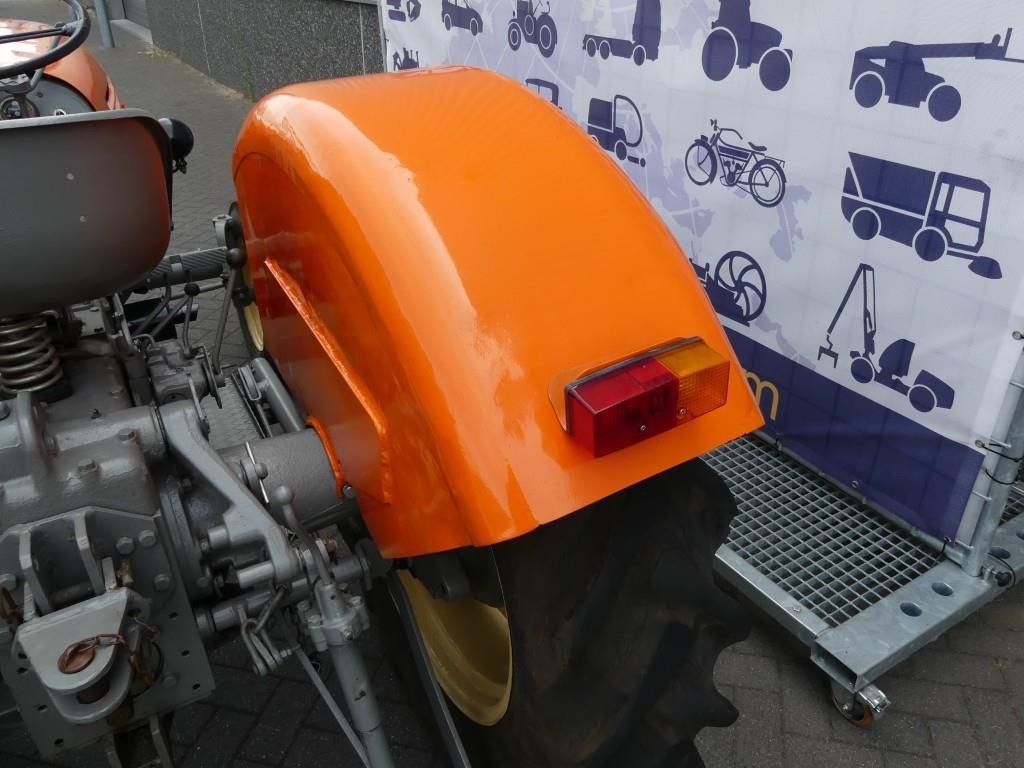 Farm tractor Steyr 188: picture 10