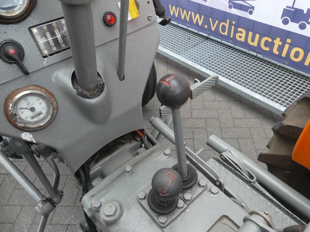 Farm tractor Steyr 188: picture 24
