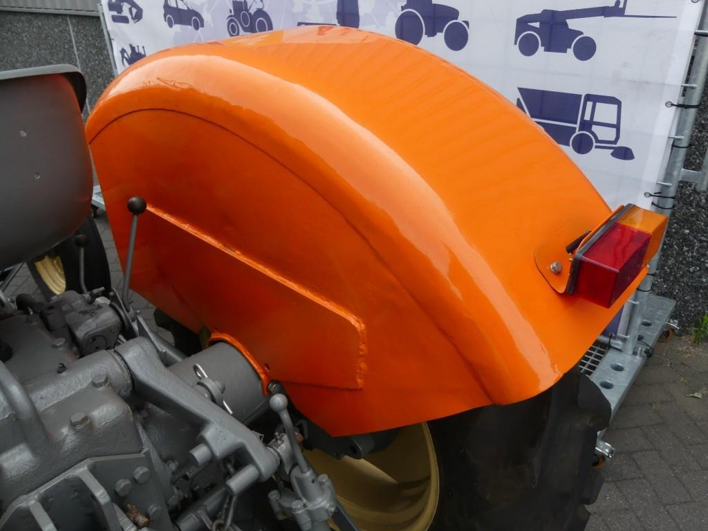 Farm tractor Steyr 188: picture 16