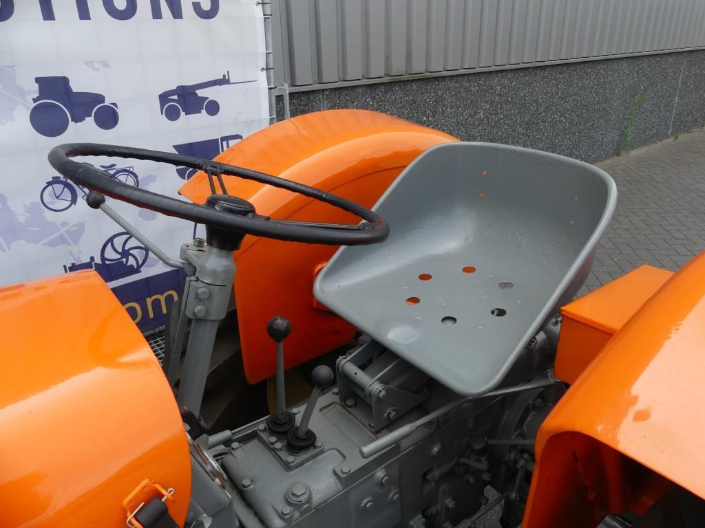 Farm tractor Steyr 188: picture 22