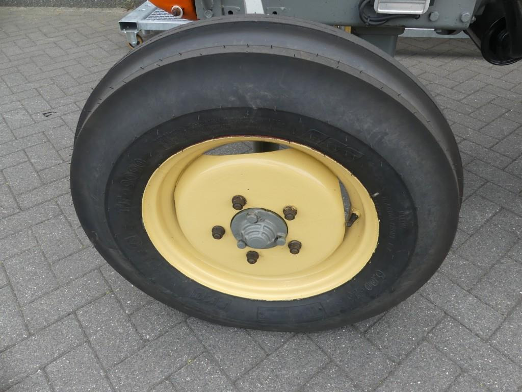 Farm tractor Steyr 188: picture 25