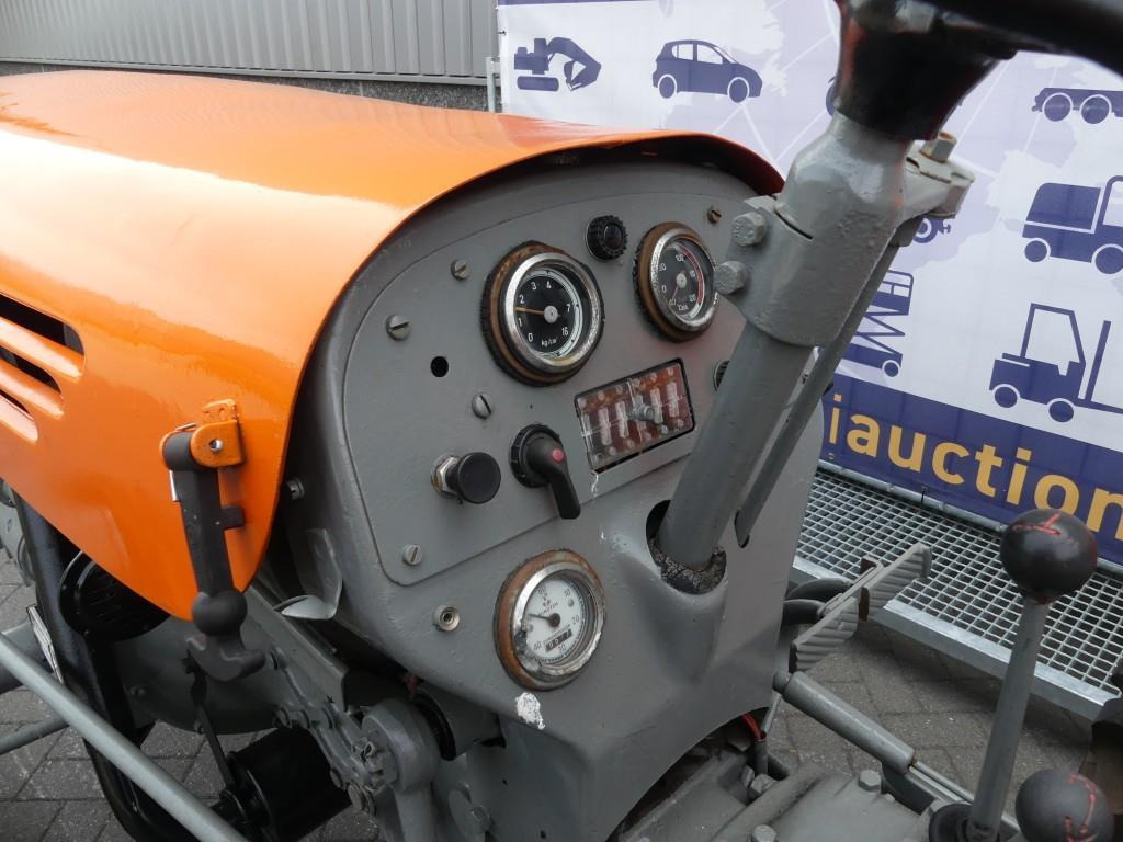 Farm tractor Steyr 188: picture 23