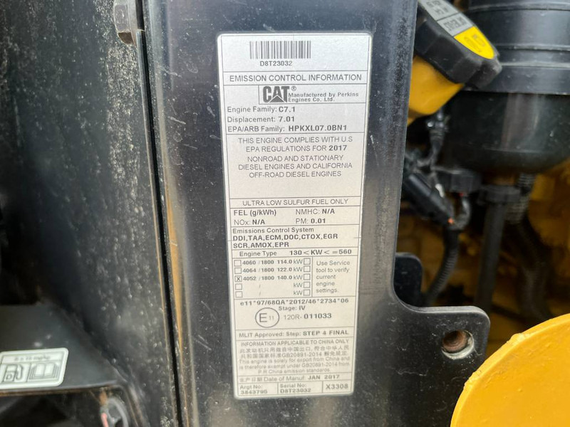 Wheel loader Cat 926M: picture 16