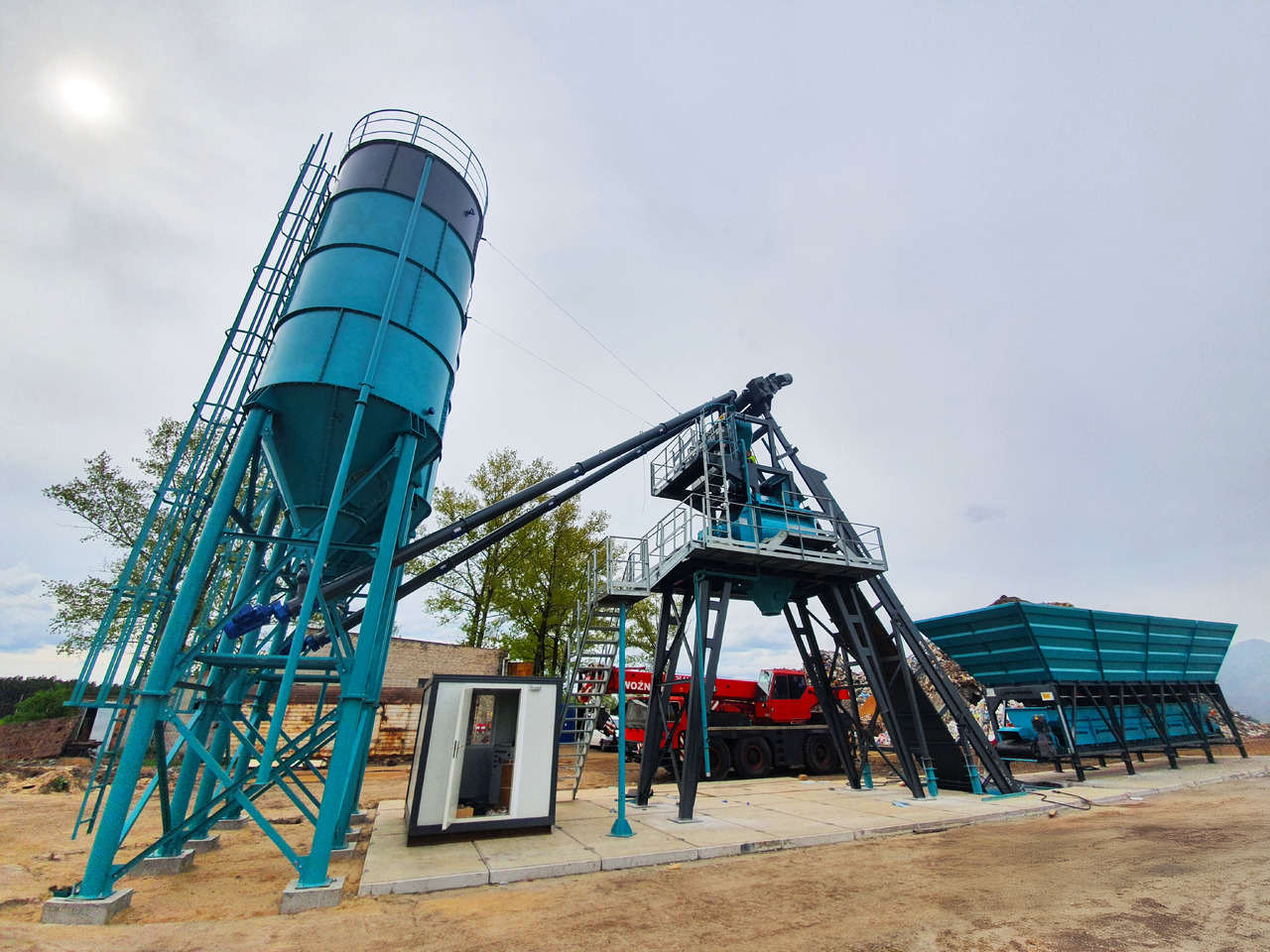 Constmach 100 m³/h Compact Concrete Batching Plant - Concrete plant: picture 3 Constmach 100 m³/h Compact Concrete Batching Plant - Concrete plant: picture 3