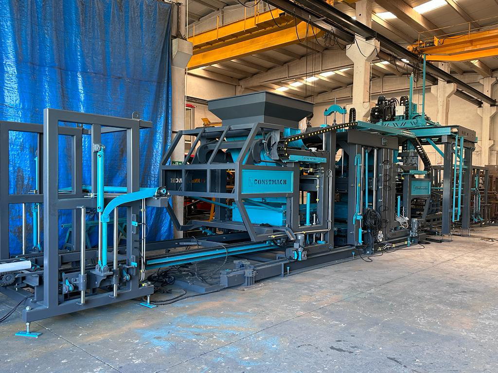 Constmach Bs-20 Betonsteinmaschine 2 Jahre Garantie - Block making machine: picture 1 Constmach Bs-20 Betonsteinmaschine 2 Jahre Garantie - Block making machine: picture 1
