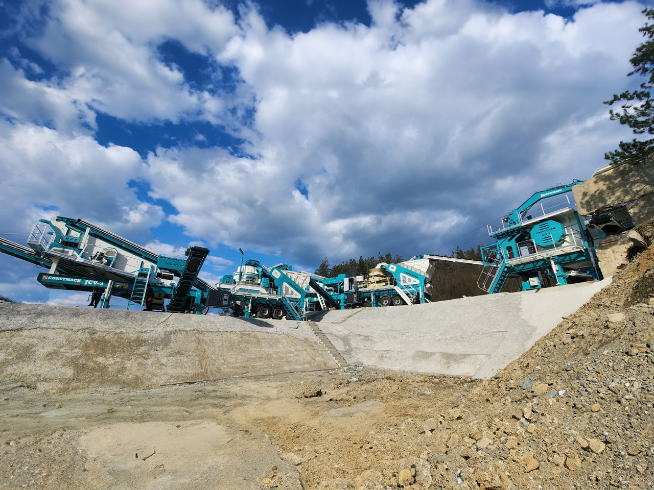Constmach Mobile Prallbrechanlage mit 300 Tonnen Produktionskapazität - Mobile crusher: picture 3 Constmach Mobile Prallbrechanlage mit 300 Tonnen Produktionskapazität - Mobile crusher: picture 3